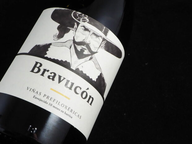 Bravucón med bravour